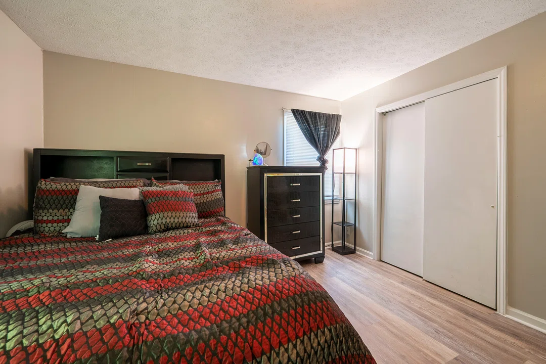 Anderson-bedroom.jpg